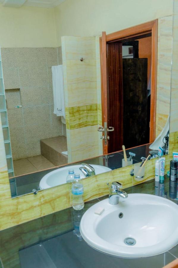 Select Boutique Hotel Kigali Extérieur photo