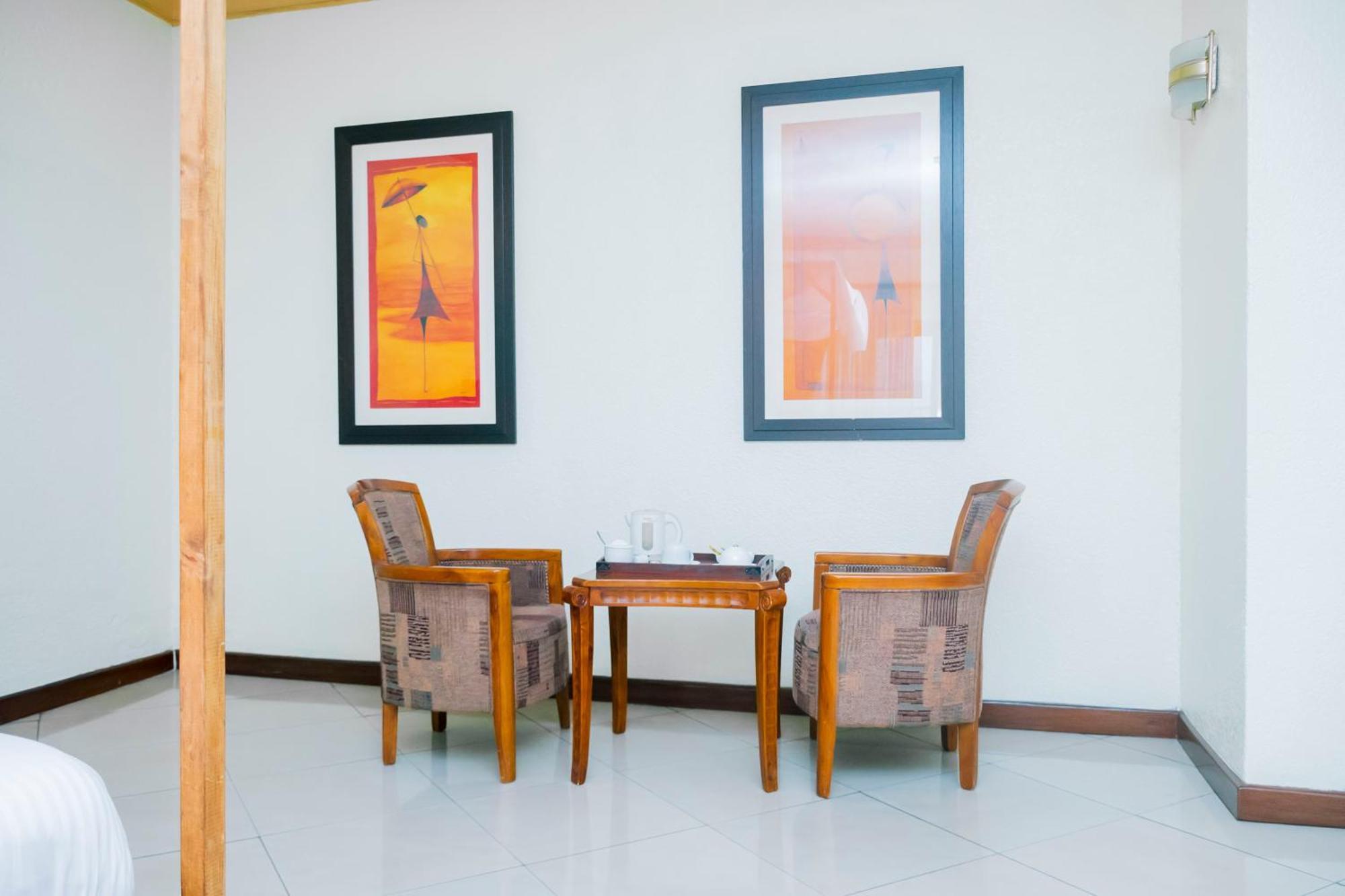 Select Boutique Hotel Kigali Extérieur photo