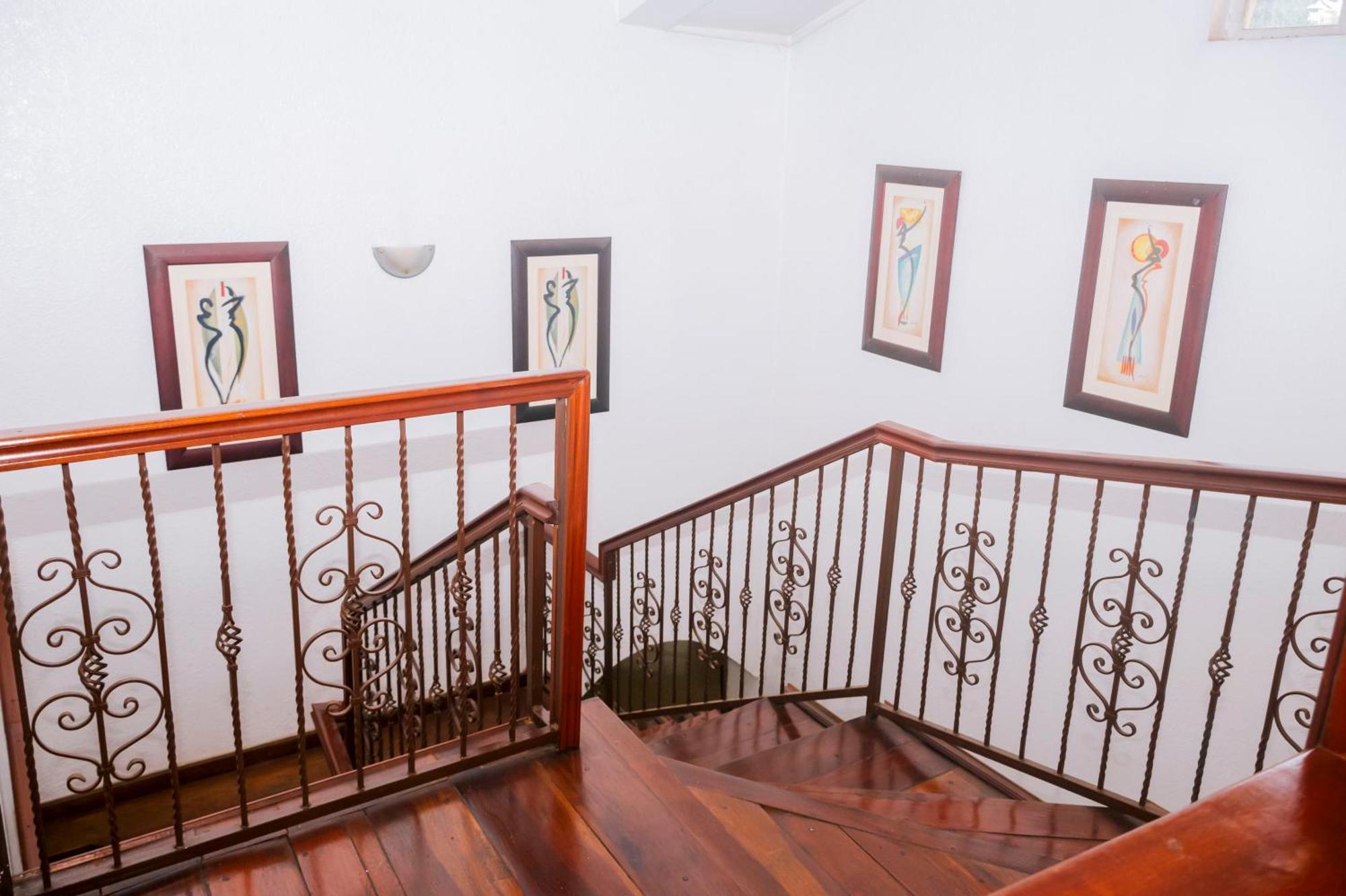 Select Boutique Hotel Kigali Extérieur photo